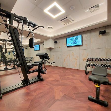 Sky Hotel كراكوفيا المظهر الخارجي الصورة