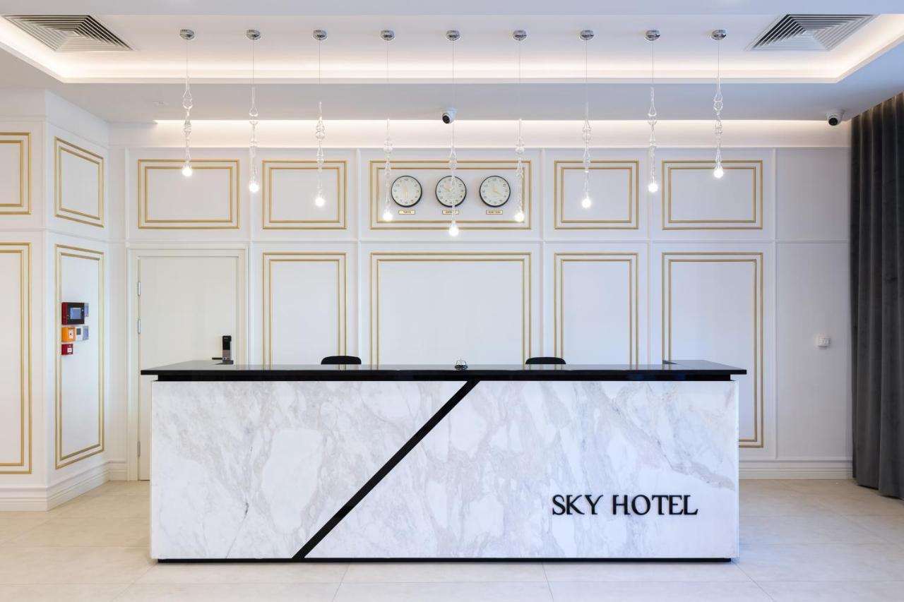 Sky Hotel كراكوفيا المظهر الخارجي الصورة