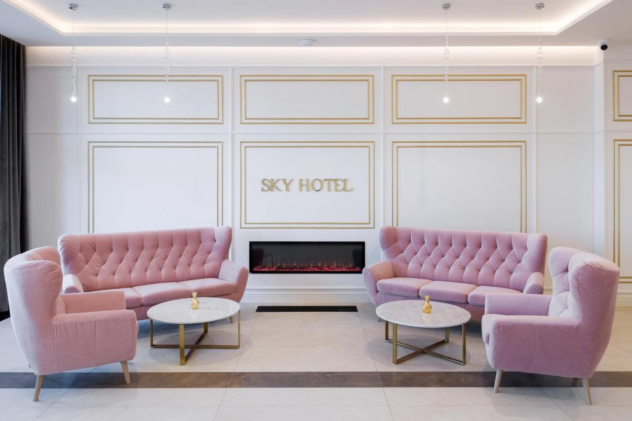 Sky Hotel كراكوفيا المظهر الخارجي الصورة