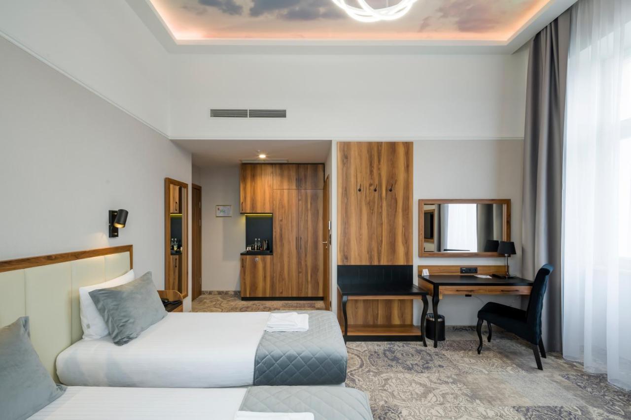 Sky Hotel كراكوفيا المظهر الخارجي الصورة