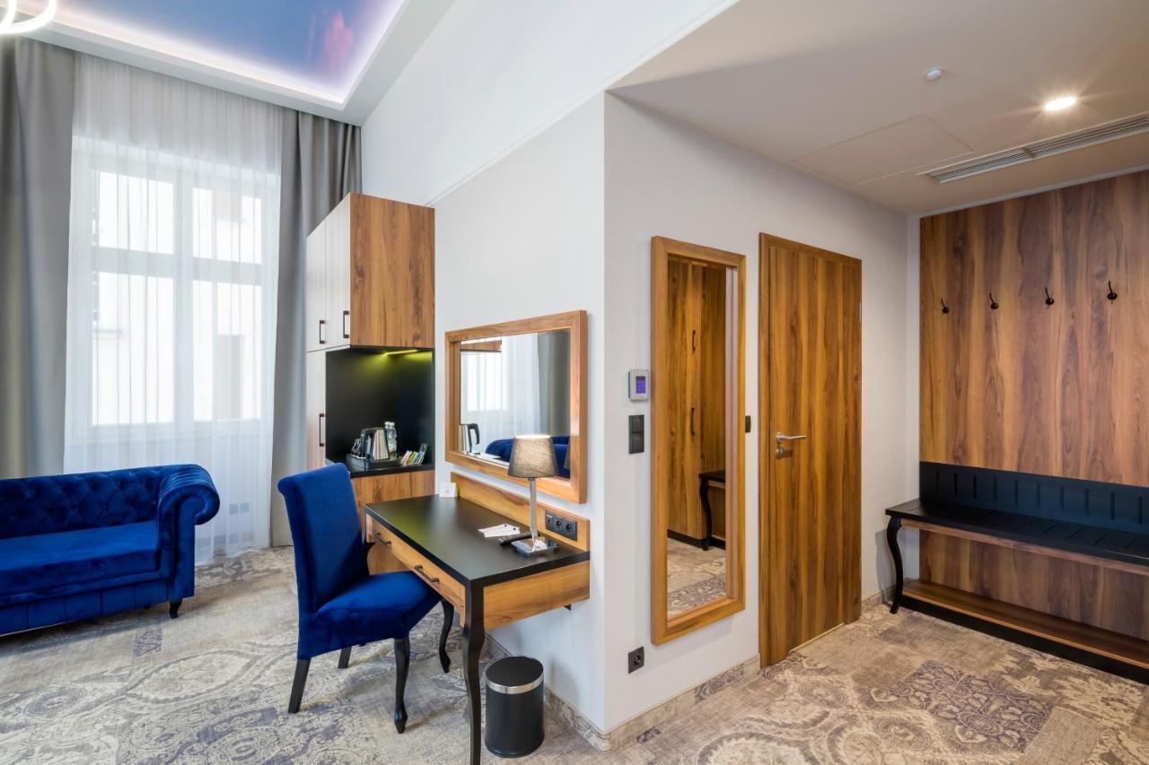 Sky Hotel كراكوفيا المظهر الخارجي الصورة