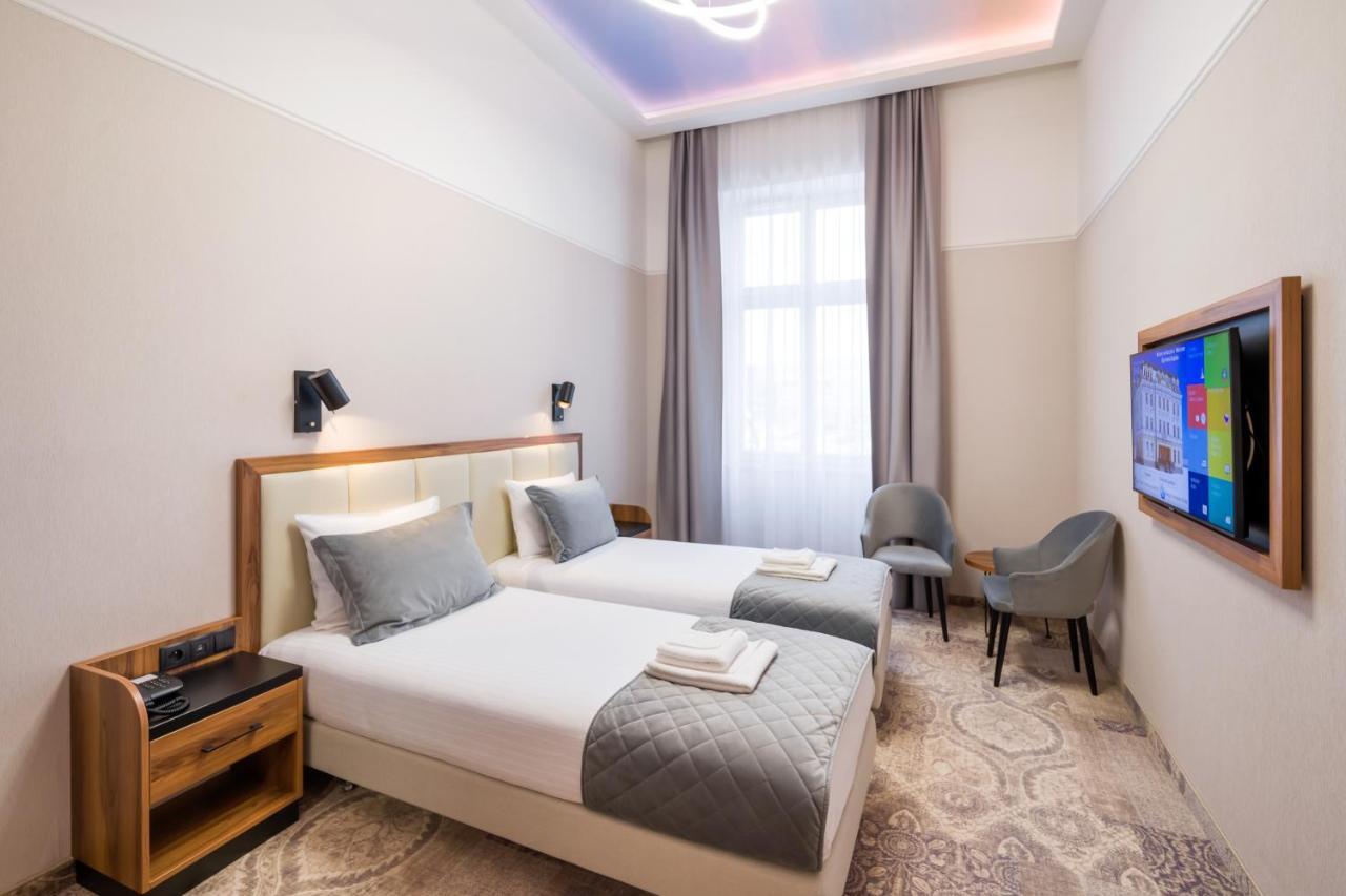 Sky Hotel كراكوفيا المظهر الخارجي الصورة