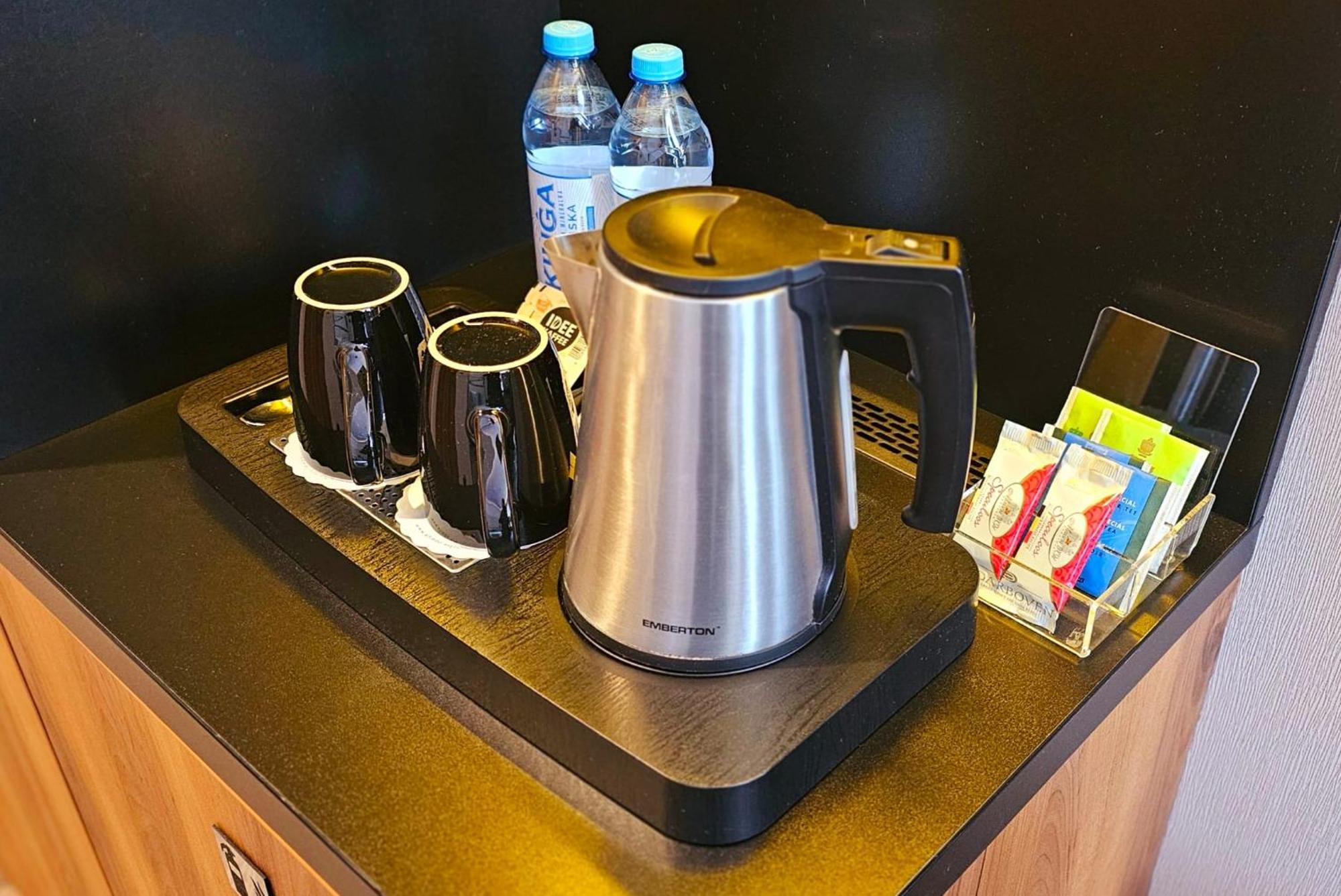 Sky Hotel كراكوفيا المظهر الخارجي الصورة